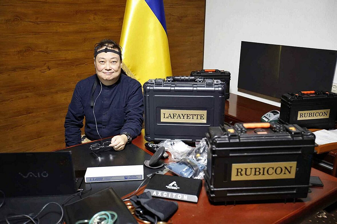 НАВЧАННЯ НА ПОЛІГРАФОЛОГА ГРОМАДЯНИНА МАЛАЙЗІЇ