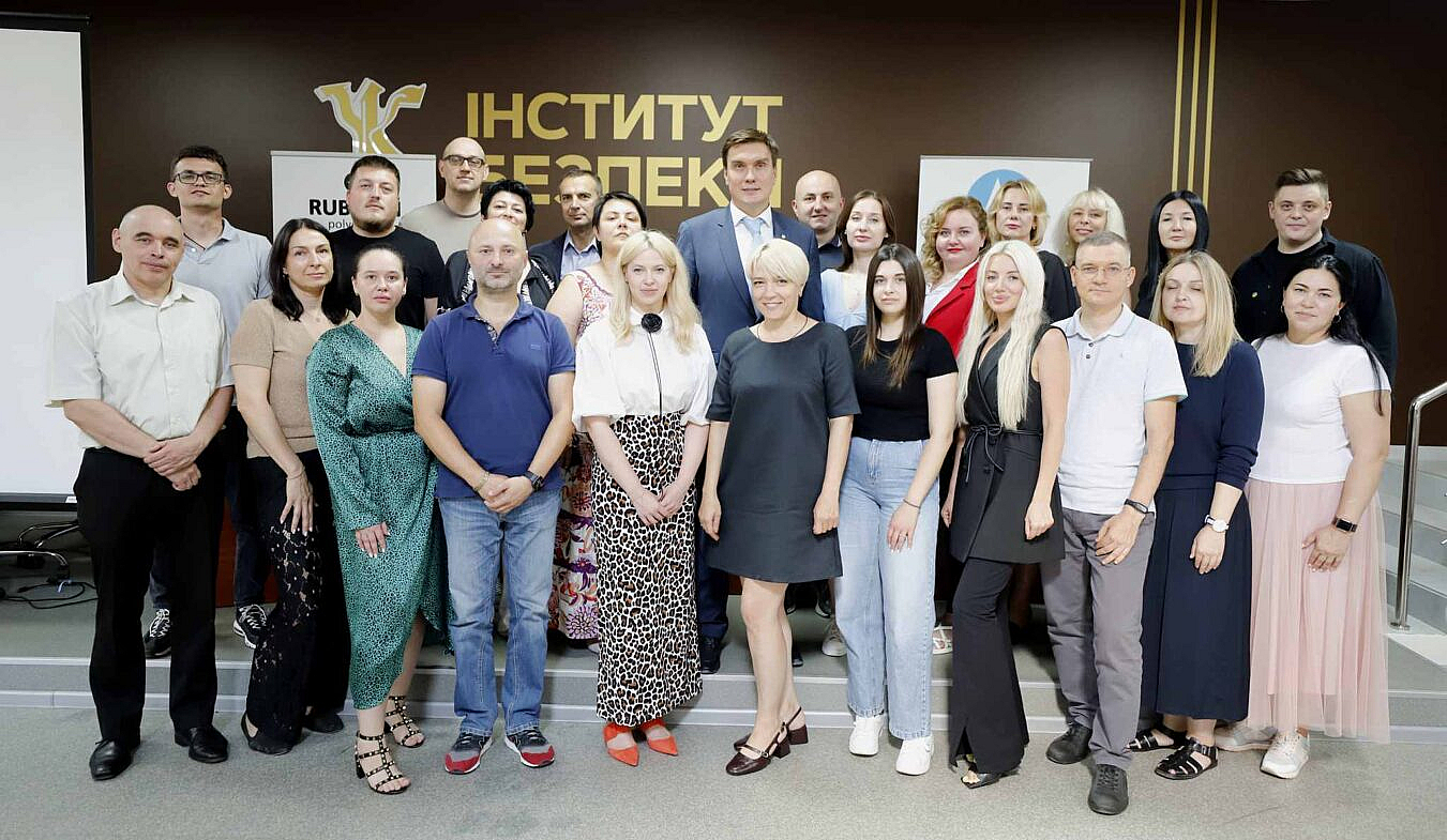 Випуск на КУРСАХ ПОЛІГРАФОЛОГІВ НАПУ: 23 новоспечені поліграфологи – професійний старт нової...